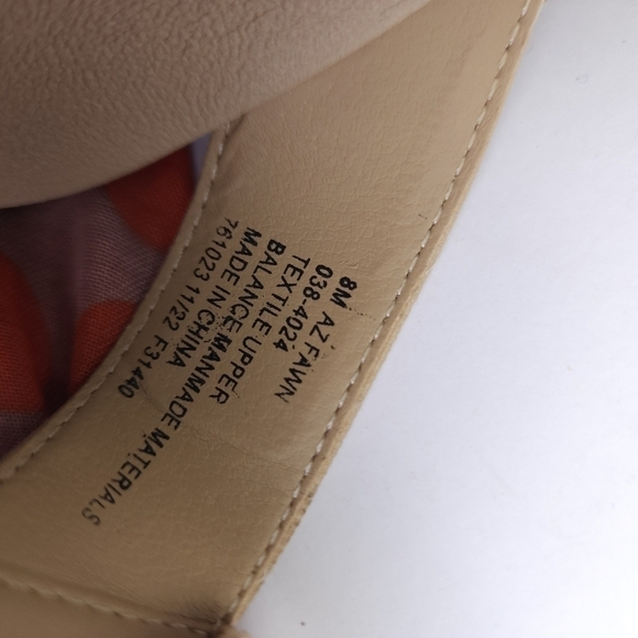 Arizona Chunky Platform Beige Strappy Sandals Sz 8 - Picture 10 of 10